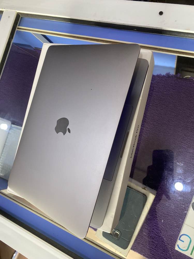 MacBook Pro image - mobimarket