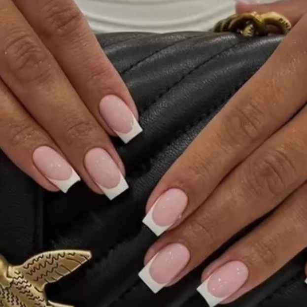 Nails image - Mobimarket