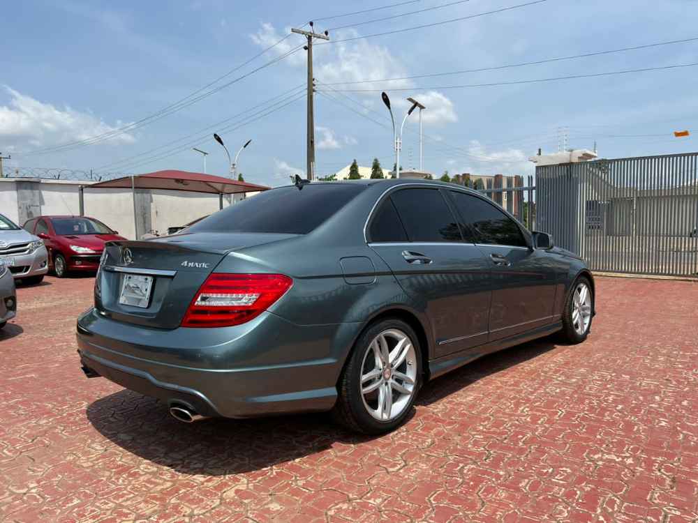 Direct Belgium c300 with original custom papers image - mobimarket