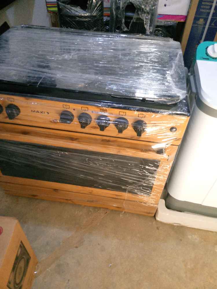 Maxi electric and gas cooker image - mobimarket