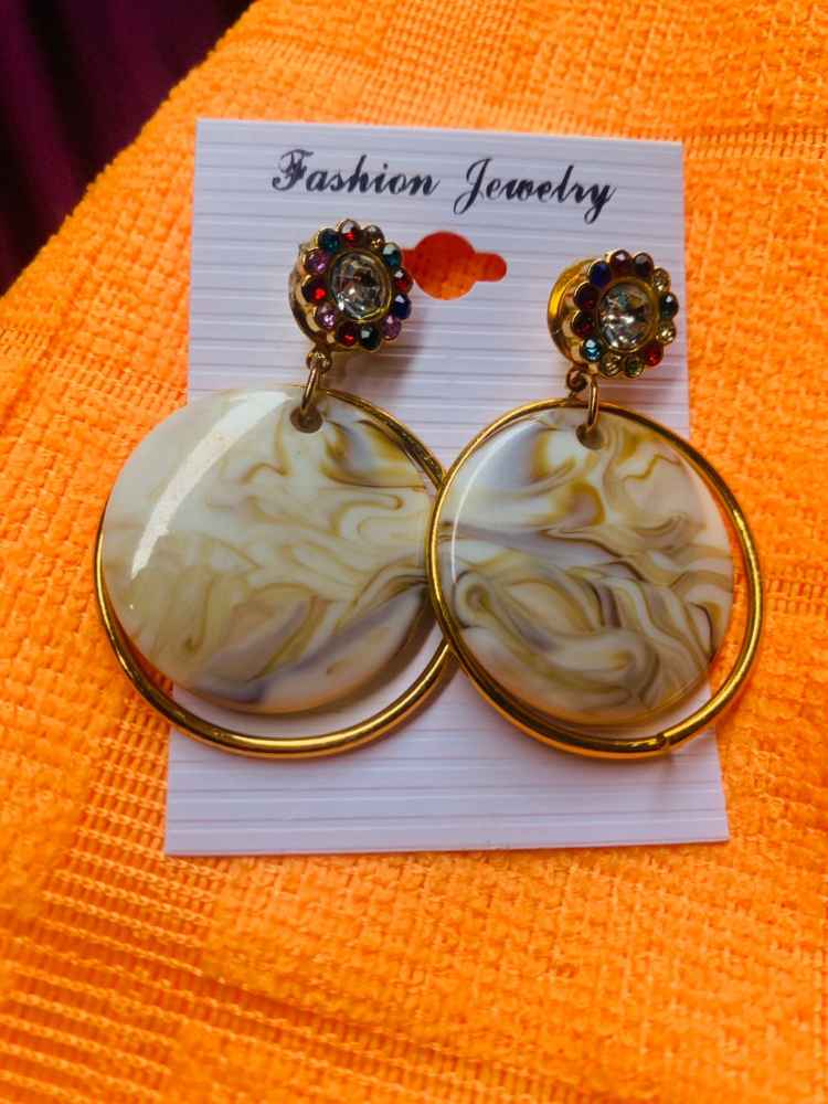 Gold plated earrings image - Mobimarket