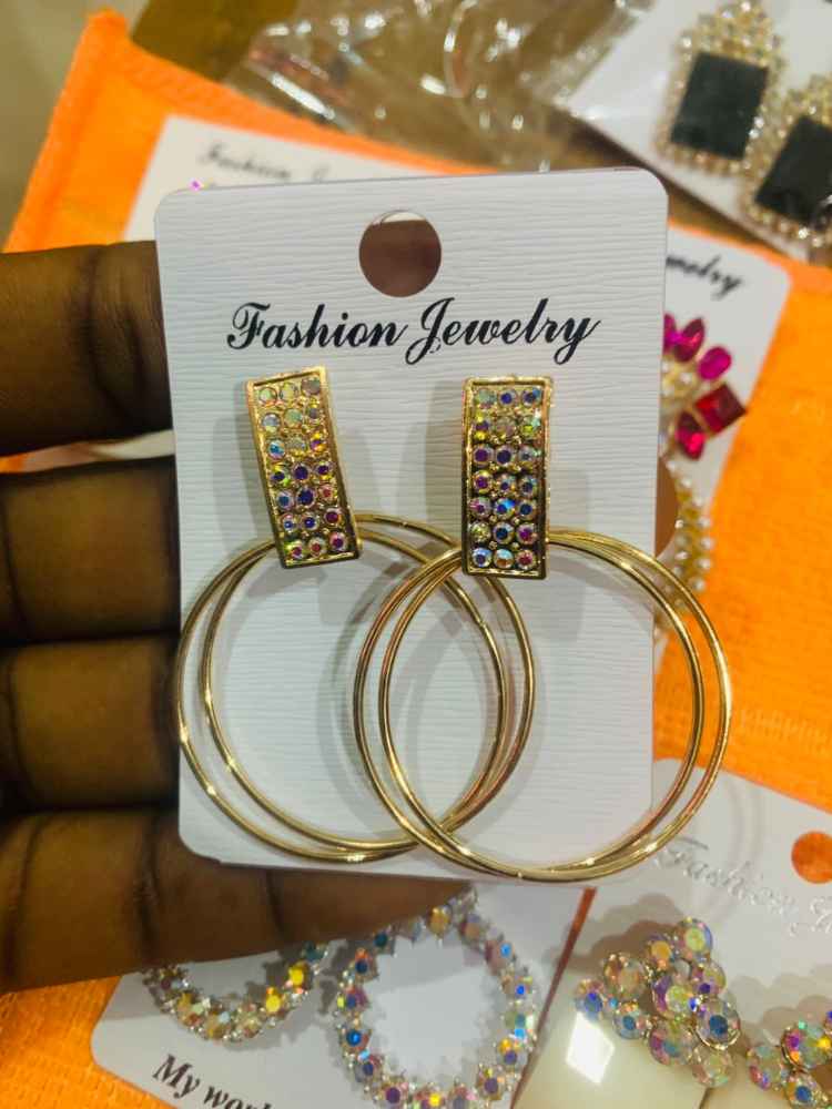 Gold plated earrings image - mobimarket