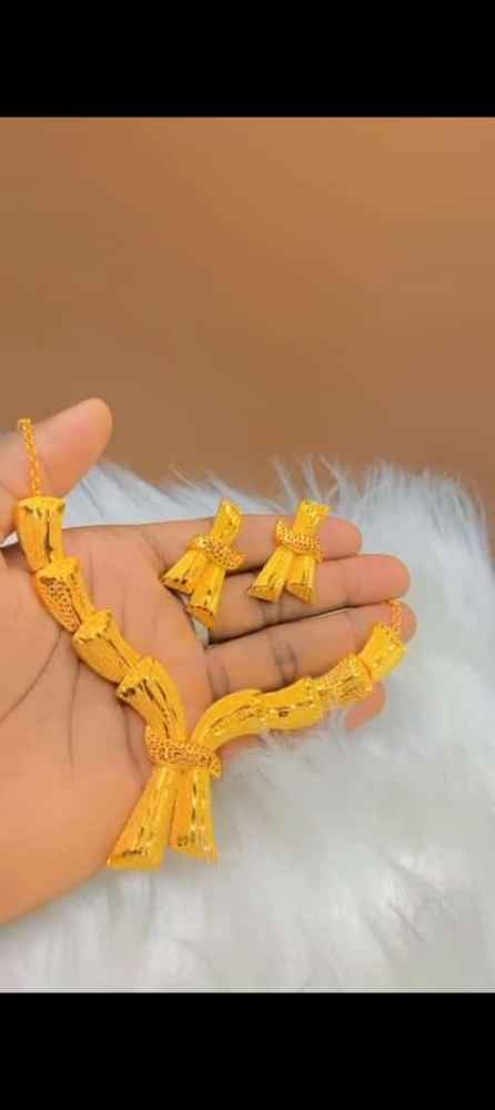 Gold plated necklace image - Mobimarket