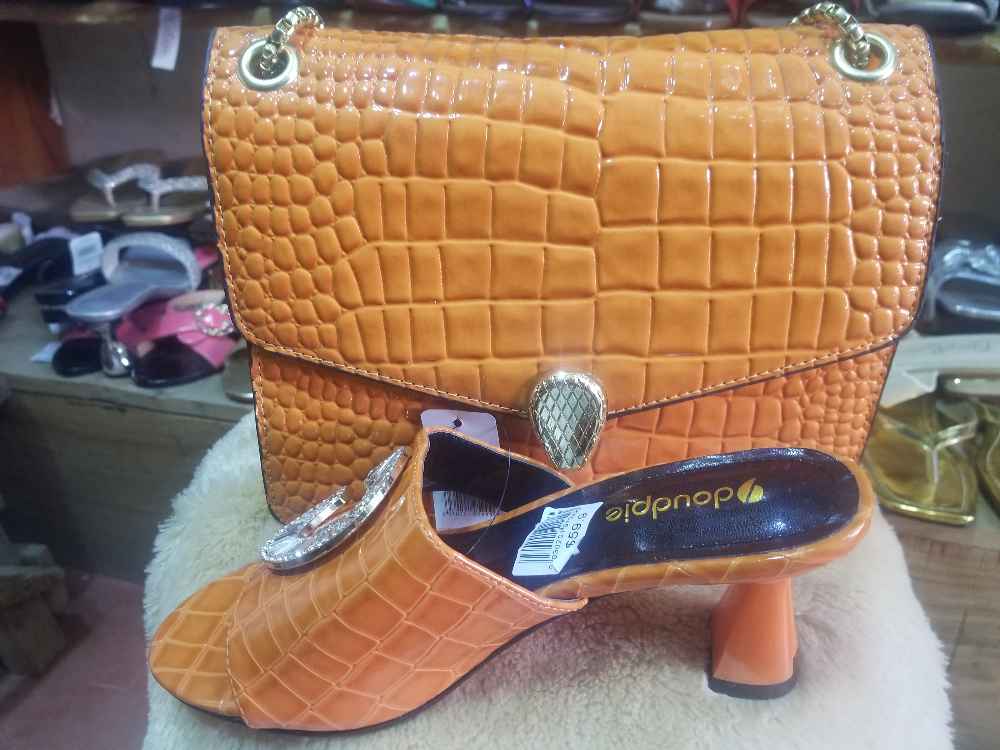 ladies shoes image - mobimarket