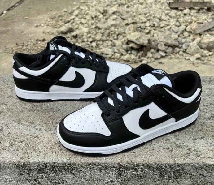 Nike Dunk image - Mobi market