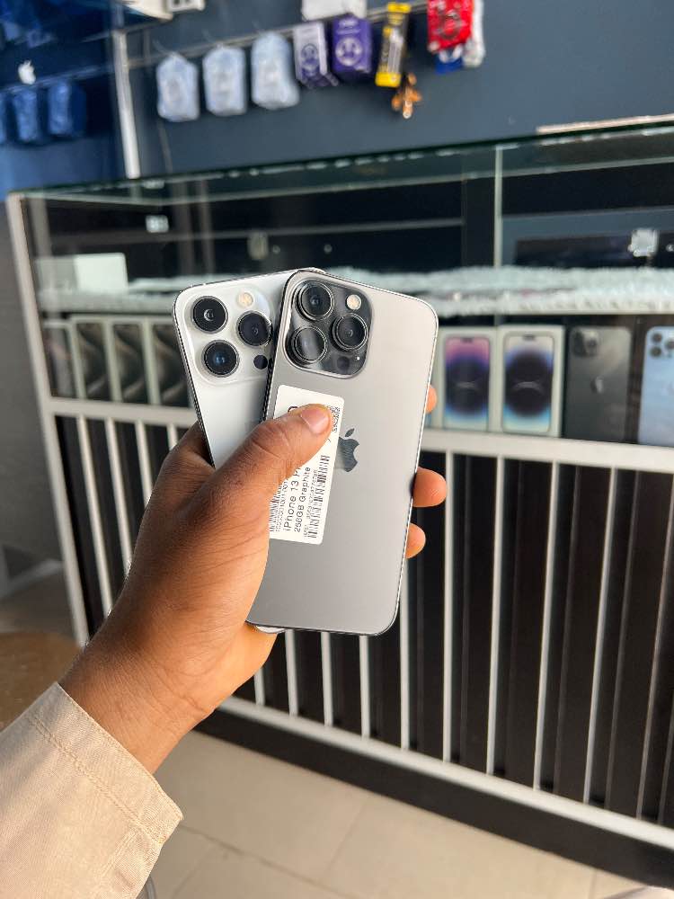 iPhone 13pro 128gbAnd256gb image - mobimarket