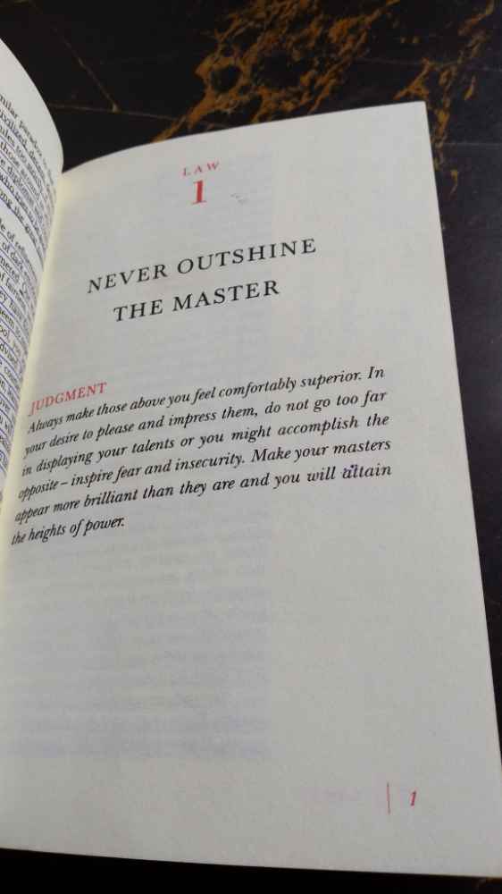 The 48 laws of power by Robert Greene image - mobimarket
