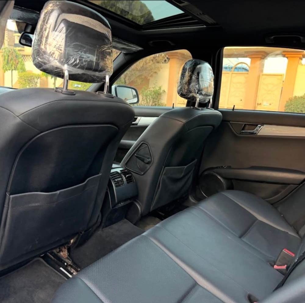 MERCEDES BENZ C300 image - mobimarket