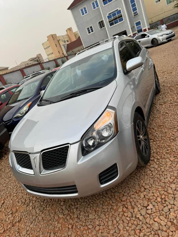 PONTIAC VIBE 2010 image - mobimarket