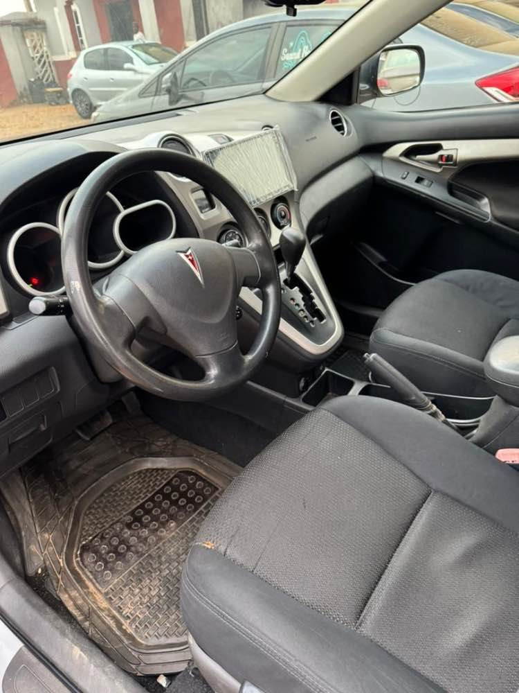 PONTIAC VIBE 2010 image - mobimarket