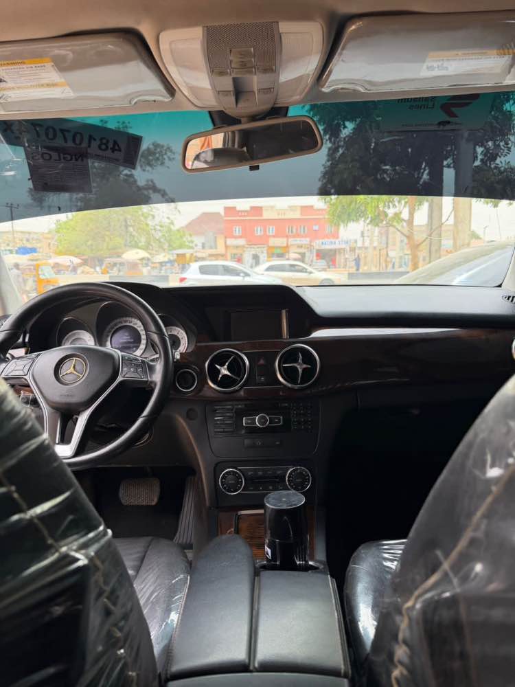 Mercedes Benz GLK image - Mobimarket