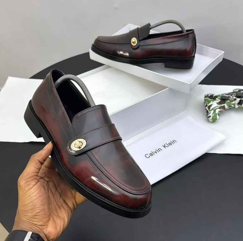 Calvin Klein image - Mobiarket