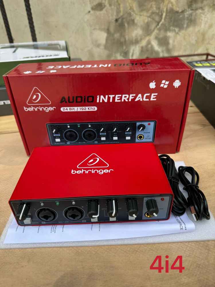 Behringer Audio Interface sound card image - Mobimarket